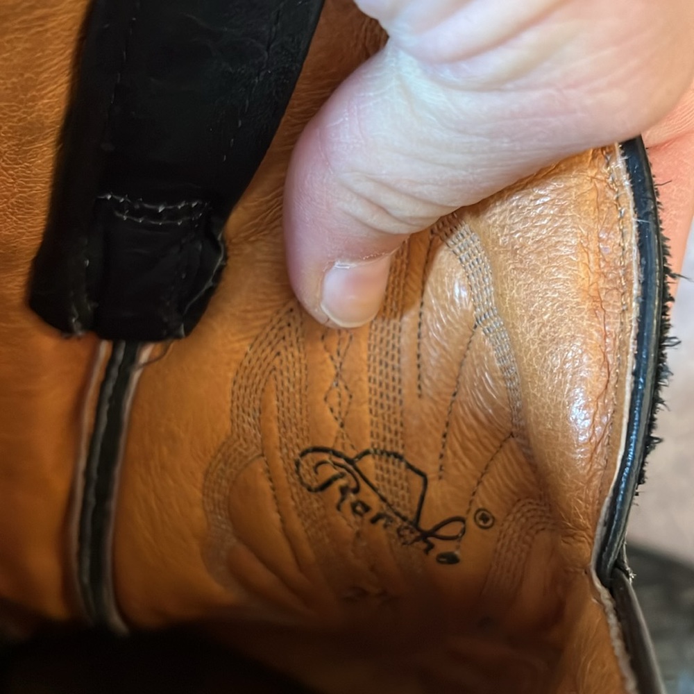 El Rancho Boots - Picture 2 of 3